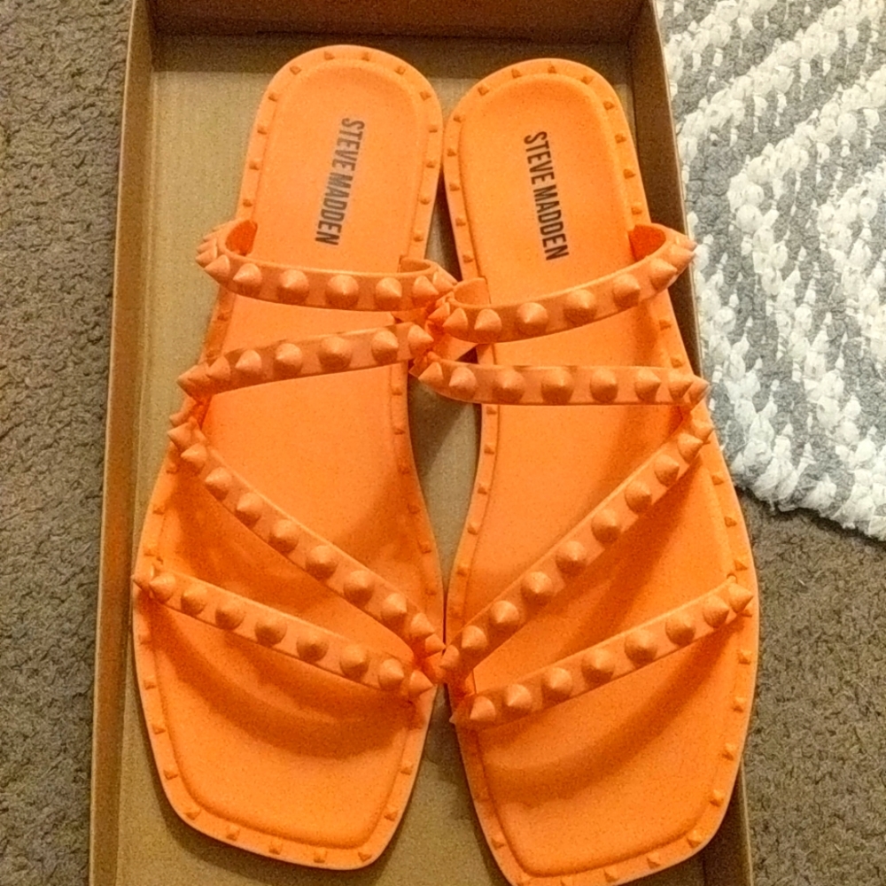 Steve Madden brand new sandals